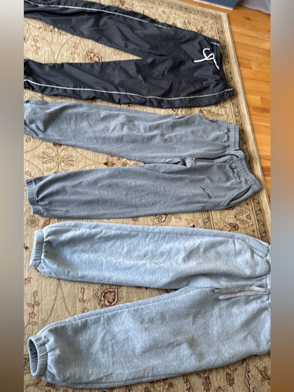 Teen’s Sweatpants track pants size S $6